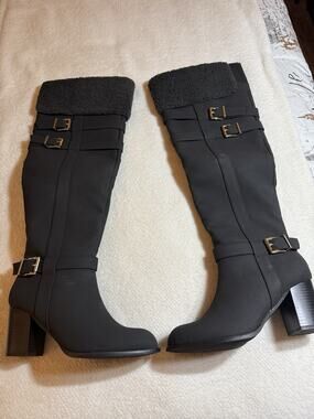 Journee Alyza Black Knee High Riding Boots Buckle Zip Faux Fur Lined 8M